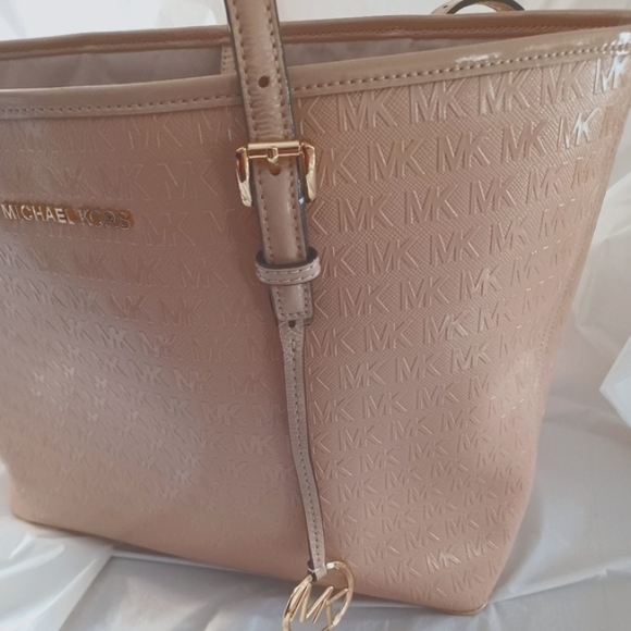 Michael Kors Jet Set travel MD carryall tote - Picture 3 of 13